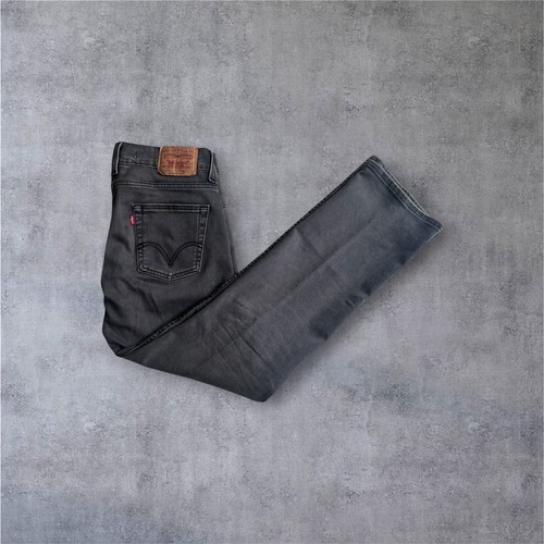 Vintage levi 506 straight - vintage,