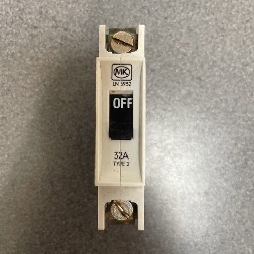 Amp type m6 mcb - amp,