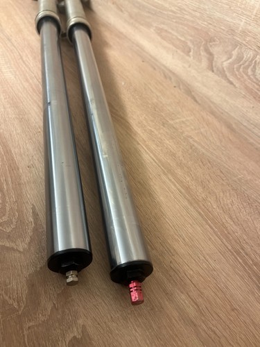 Suzuki 600 forks shsf19d - 600,
