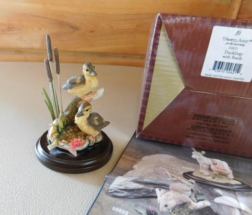 Vintage ducklings reeds - on,