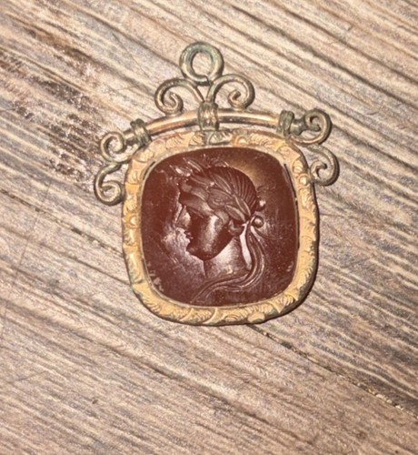 Antique carnelian glass - antique, tassie