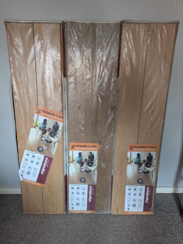 Solid oak laminate flooring - oak,
