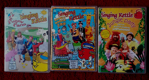 Singing kettle dvd s - 3,