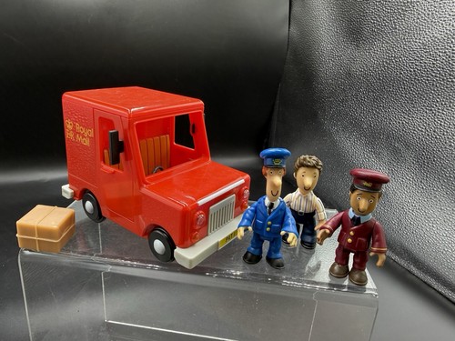 Postman pat royal mail - mail, ‘pat