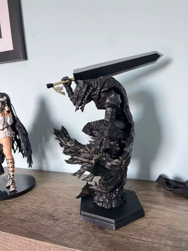 Berserk guts figurine 23cm - guts,