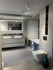 EX DISPLAY 1600MM BATHROOM FURNITURE / WC UNIT INCLUDED