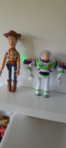 Toy story ultimate action buzz - story,