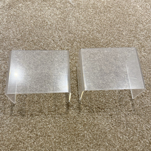Clear acrylic display riser - clear,