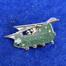 British Armed Forces Chinook helicopter Enamelled metal pin badge RAF/AAC/RAFA