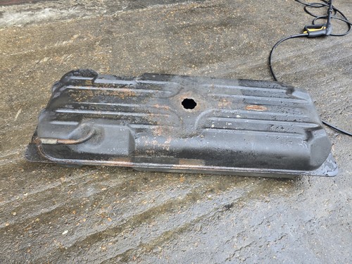 Mercedes w602 fuel tank - fuel, t1