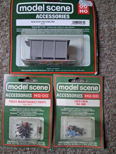 Modelscene 5007 bus - stop, &