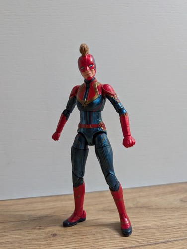 Marvel legends captain - captain,