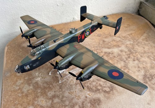 Lovely handley page - 1/72,