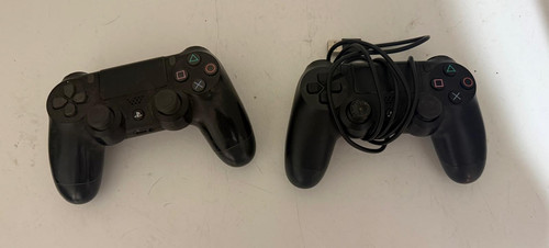 Sony ps4 controllers - sony,