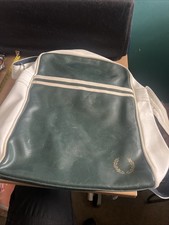 1990’s Fred Perry Messenger