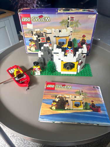Lego pirates 6266 cannon cove - lego,