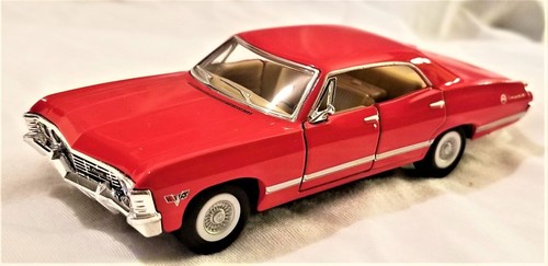 Kinsmart 43 scale - kinsmart, 1:43