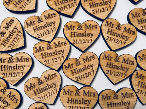 Wooden oak love heart - oak,