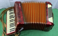 Hohner Arietta Accordion 72