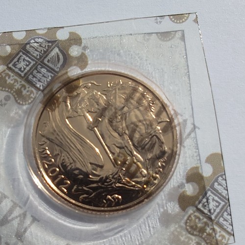 2012 gold full sovereign - ,, mint