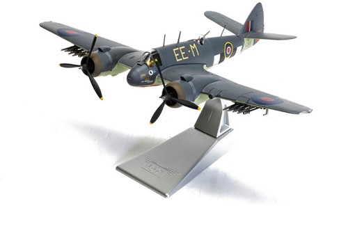 Aa28604 corgi beaufighter - corgi,