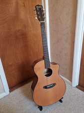 Breedlove Pursuit Concerto CE Electro Acoustic Guitar