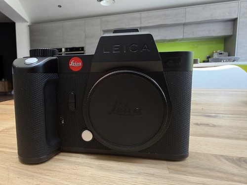 Leica sl2 body only boxed - body,