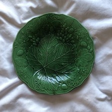 Majolica Antique Green Leaf Grapes & Strawberries 19th Century Pottery Plate.
