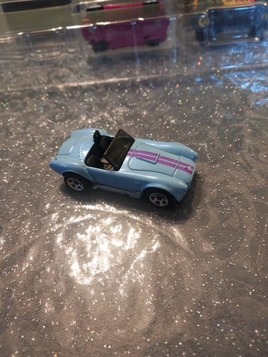 Hot wheels shelby cobra 427 - hot,