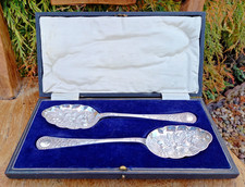 Antique Edwardian Cased Pair of Silver Plate Berry/Fruit Serving Spoons