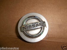 NISSAN ALMERA MICRA NOTE PRIMERA ALLOY WHEEL CENTRE CAP 40342AV610