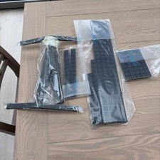 Sony Bravia 8 - Stand and