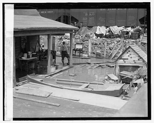 Photo 1924 flood damage - damage, boat