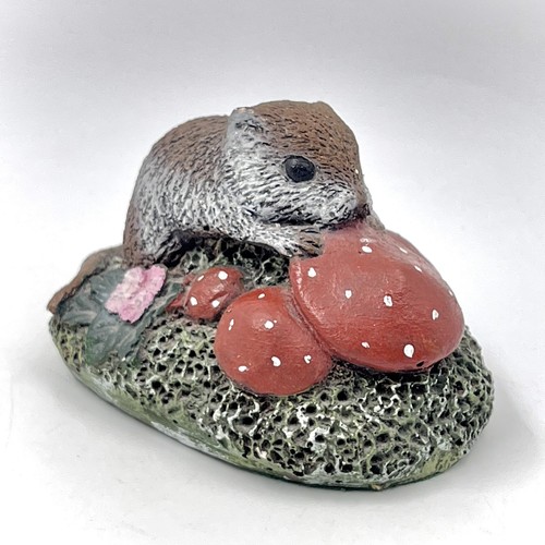 Lovely vintage mouse - lovely, &