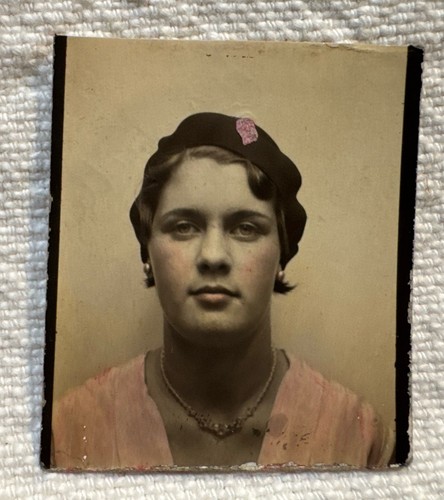 Vtg hand tinted photo - tinted,