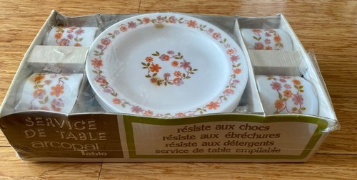 New vintage french arcopal - new,