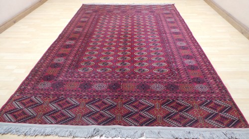 Large carpet rug - carpet,
