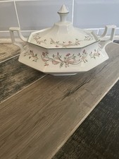 JOHNSON BROTHERS ETERNAL BEAU