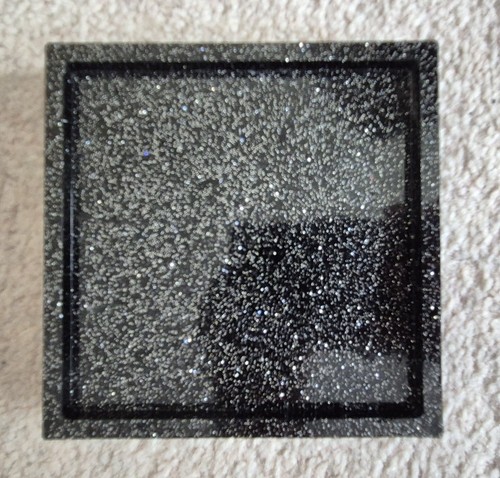 Black resin silver glitter - black,