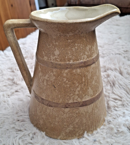 Vintage dee cee pottery - dee,