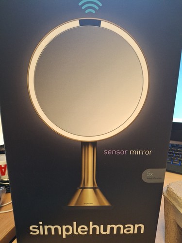 Simplehuman mirror read - simplehuman, mirror..read