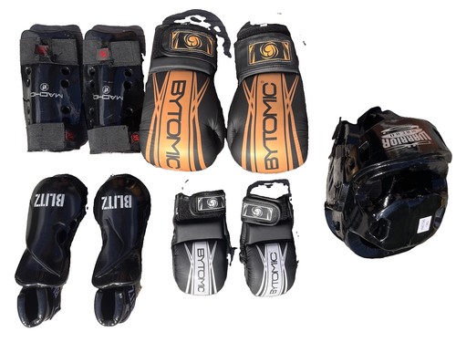 Martial arts sparring kit - kit, size