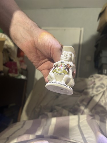 Unmarked white character - unmarked,