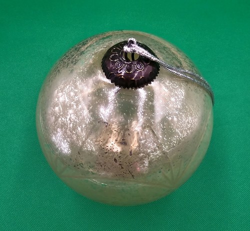 Large vintage gold - gold, ball
