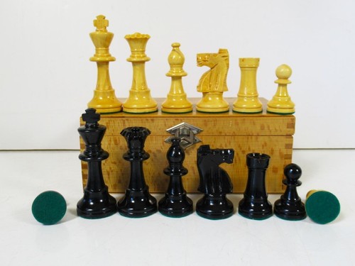 Vintage lardy chess set - lardy?,
