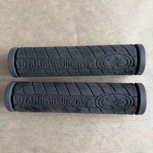 Lizard skin slid grips - skin,