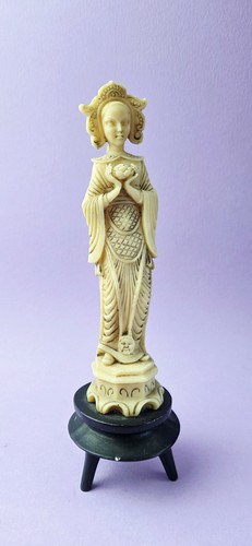 Guanyin chinese goddess - guanyin,