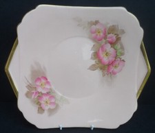 A Shelley pink ground pattern