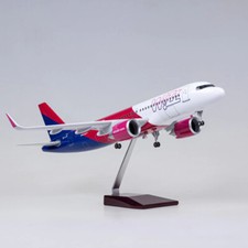Extra Large Wizz Air Airbus