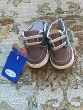 Baby boat shoes Shoes 12-18 mos all soft 